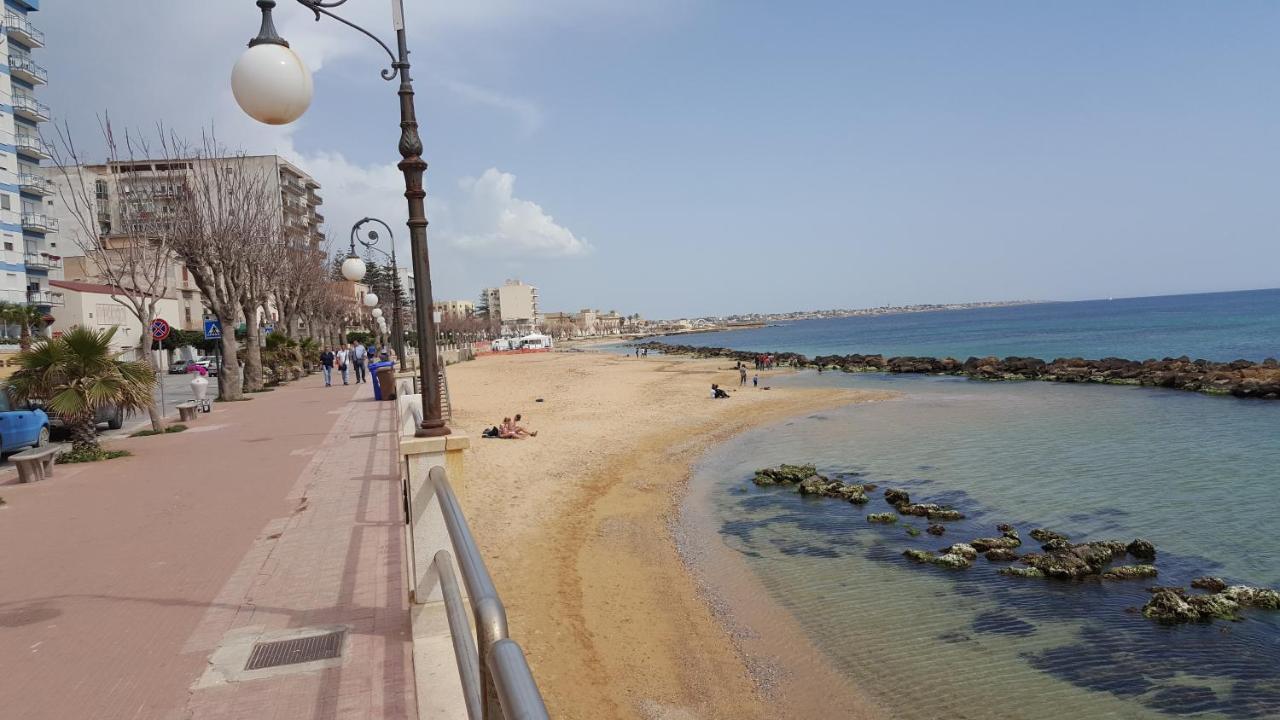 Casa Turismo "Madonna Del Paradiso" مازارا ديل فالو المظهر الخارجي الصورة