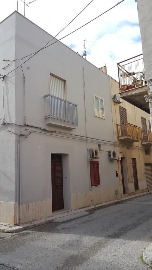 Casa Turismo "Madonna Del Paradiso" مازارا ديل فالو المظهر الخارجي الصورة